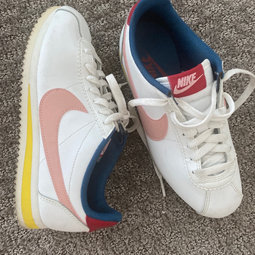 Nike